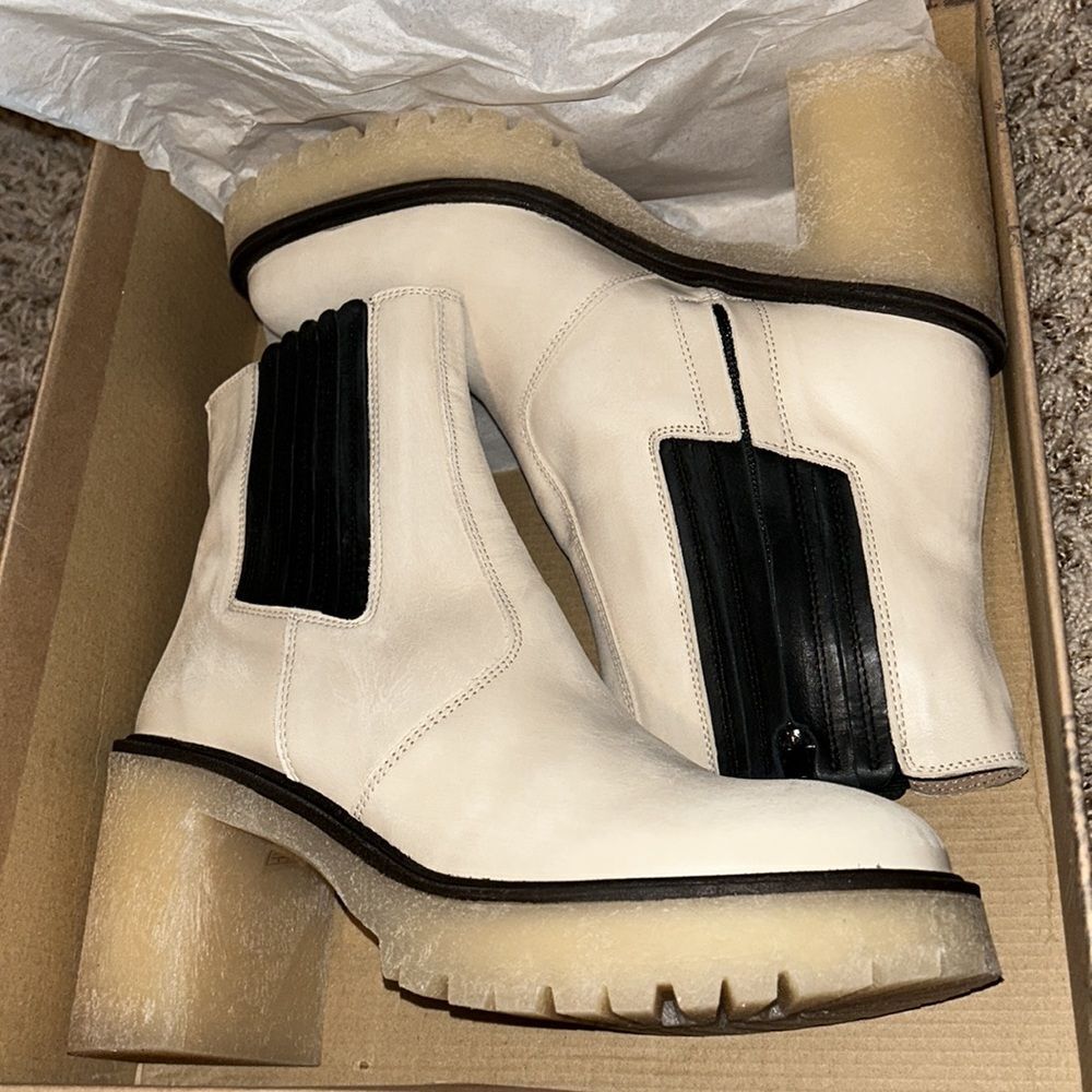 NWB Free People JAMES CHELSEA BOOT White - Picture 2 of 9